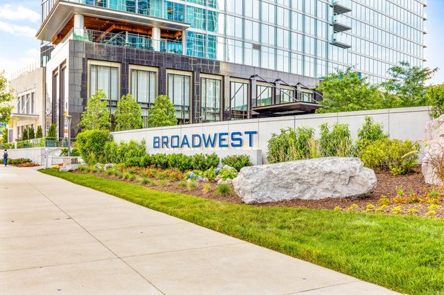 1616 West End Ave Unit 2011, Nashville, TN 37203