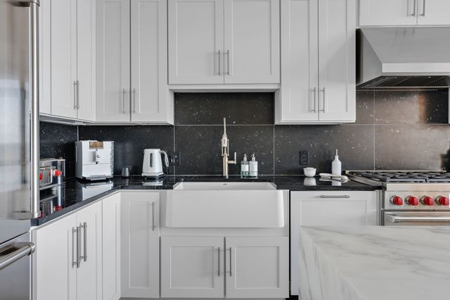 1616 West End Ave Unit 2011, Nashville, TN 37203
