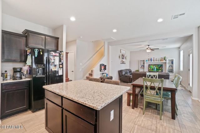 1041 Earthstar Place, El Paso, TX 79928