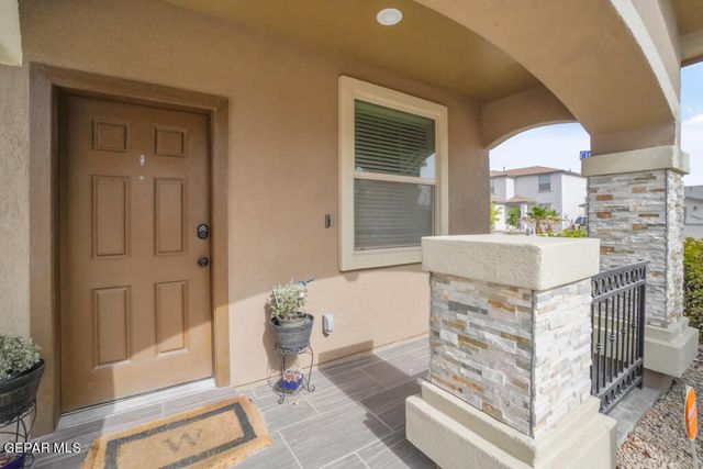 1041 Earthstar Place, El Paso, TX 79928