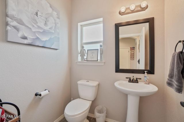 1041 Earthstar Place, El Paso, TX 79928