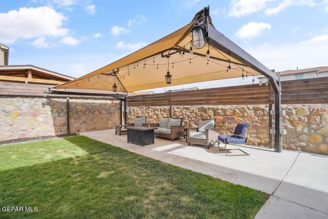 1041 Earthstar Place, El Paso, TX 79928