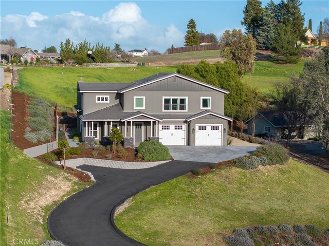 621 Jackson Drive, Paso Robles, CA 93446