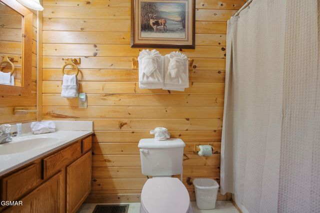 2048 Eagle Feather Drive, Sevierville, TN 37876