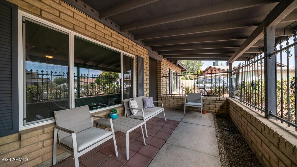 10032 N 49TH Drive, Glendale, AZ 85302 — photo 4