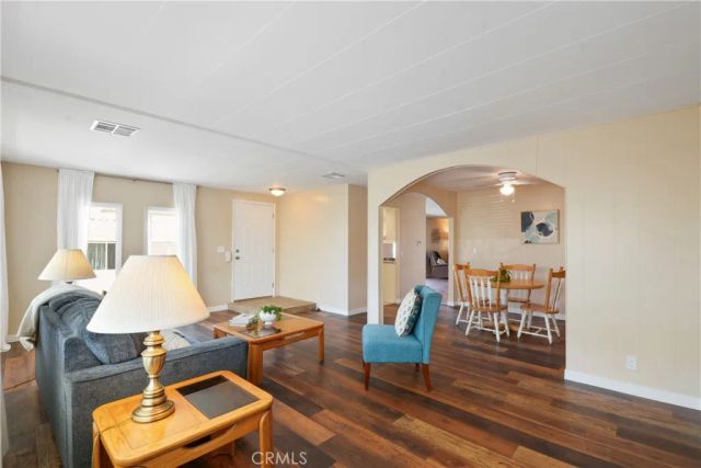 11250 Beach 100, Stanton, CA 90680