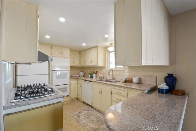 11250 Beach 100, Stanton, CA 90680