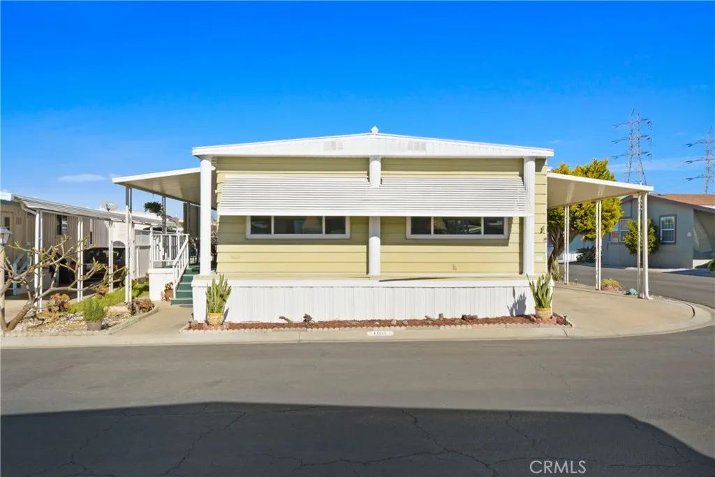 11250 Beach 100, Stanton, CA 90680