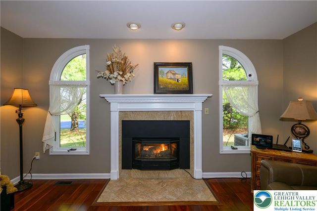 2581 Prince Drive, North Whitehall Twp, PA 18037