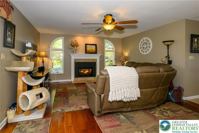 2581 Prince Drive, North Whitehall Twp, PA 18037