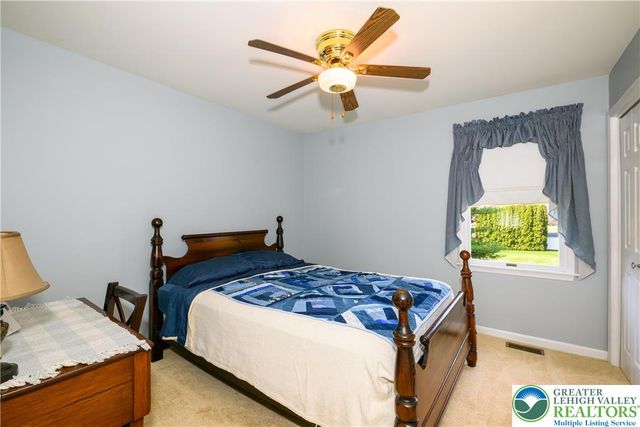 2581 Prince Drive, North Whitehall Twp, PA 18037