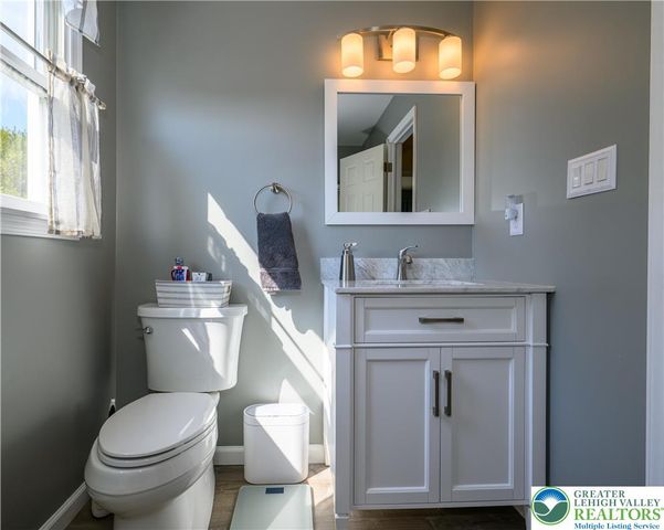 2581 Prince Drive, North Whitehall Twp, PA 18037