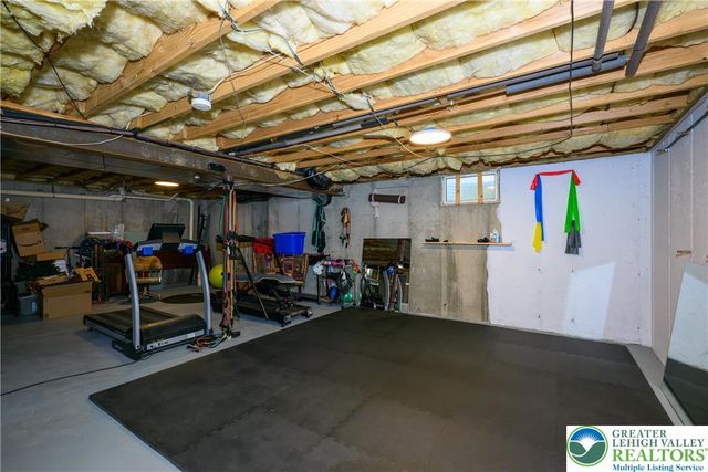 2581 Prince Drive, North Whitehall Twp, PA 18037