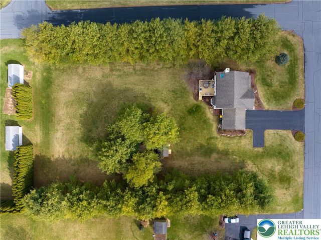 2581 Prince Drive, North Whitehall Twp, PA 18037