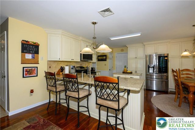 2581 Prince Drive, North Whitehall Twp, PA 18037