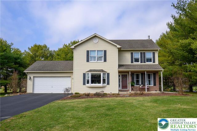 2581 Prince Drive, North Whitehall Twp, PA 18037