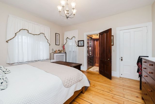 279 Main St, Bridgewater, MA 02324