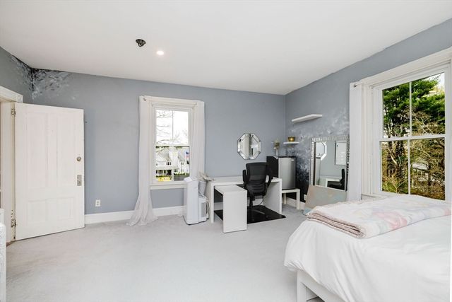 279 Main St, Bridgewater, MA 02324