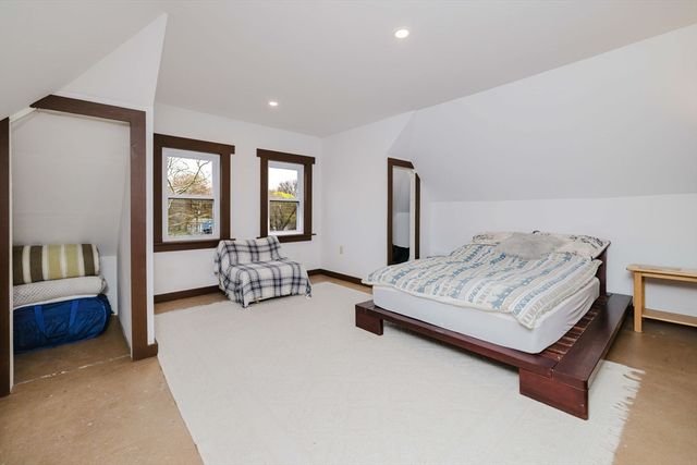 279 Main St, Bridgewater, MA 02324