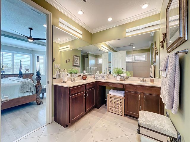 12109 SW Bennington Circle, Port St Lucie, FL 34987