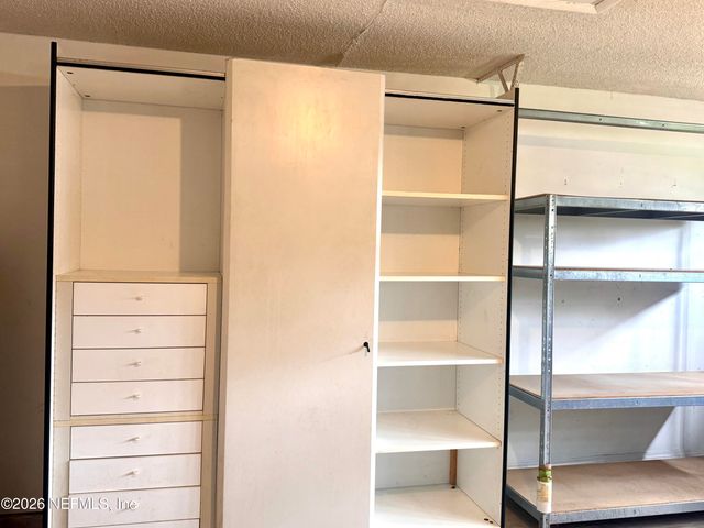 8013 WEATHER VANE Drive, Jacksonville, FL 32244