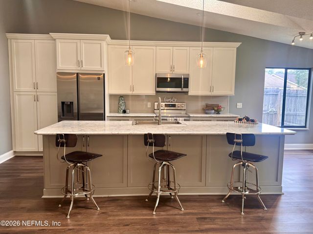 8013 WEATHER VANE Drive, Jacksonville, FL 32244