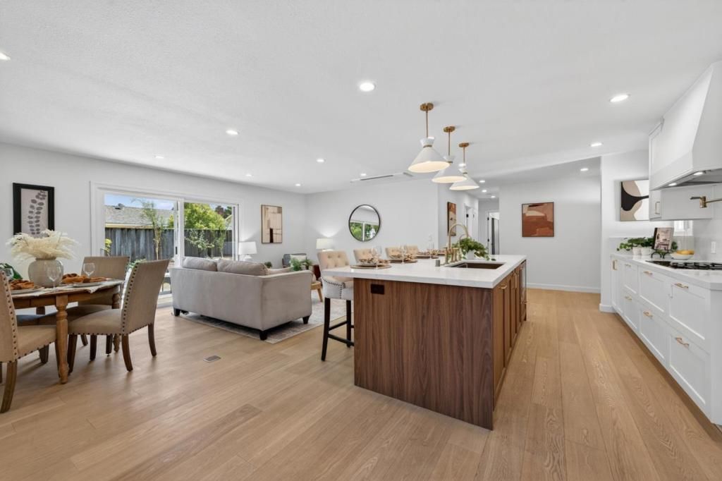 Image 11 of property listing at 1434 Myrtle Avenue, San Jose, CA 95118