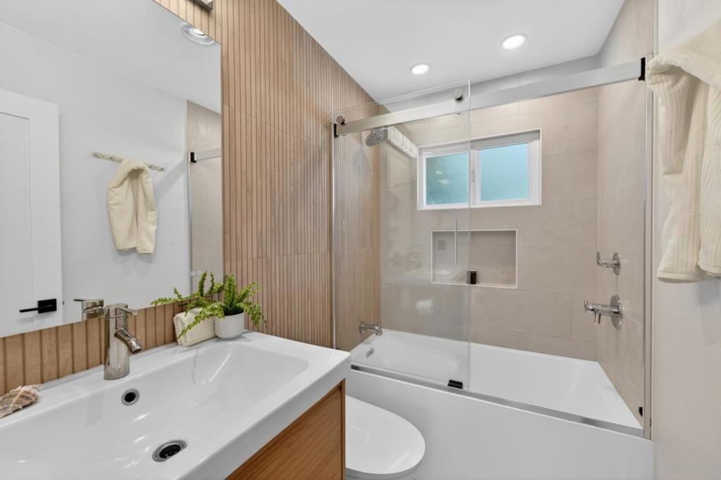 Image 18 of property listing at 1434 Myrtle Avenue, San Jose, CA 95118