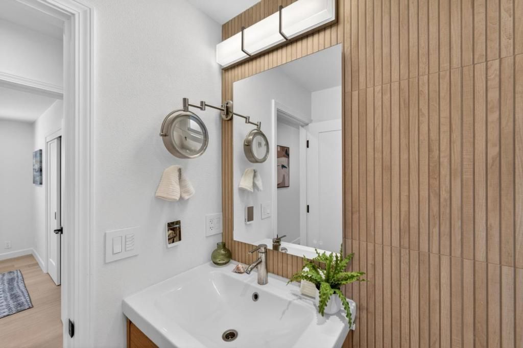 Image 19 of property listing at 1434 Myrtle Avenue, San Jose, CA 95118
