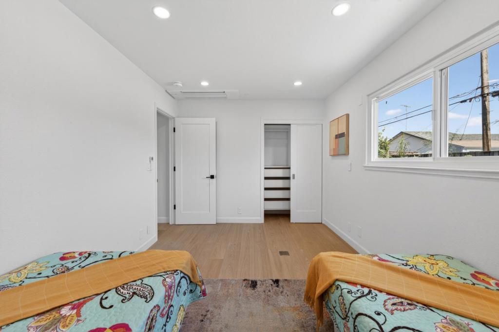 Image 23 of property listing at 1434 Myrtle Avenue, San Jose, CA 95118