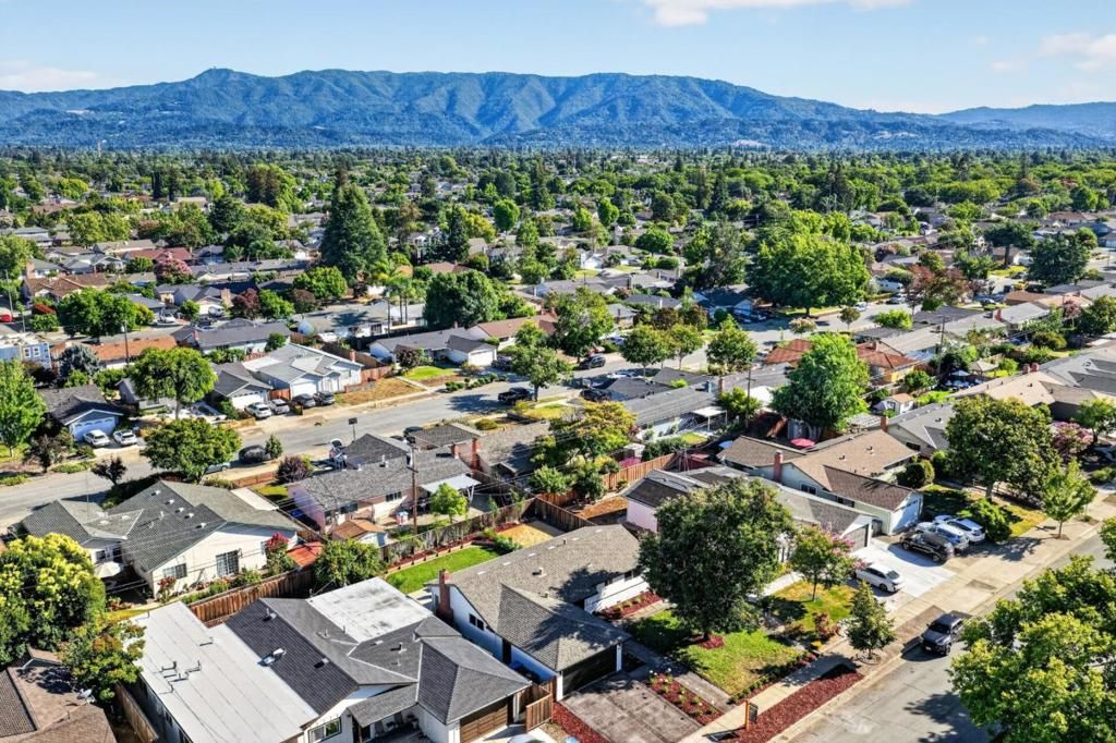 Image 40 of property listing at 1434 Myrtle Avenue, San Jose, CA 95118