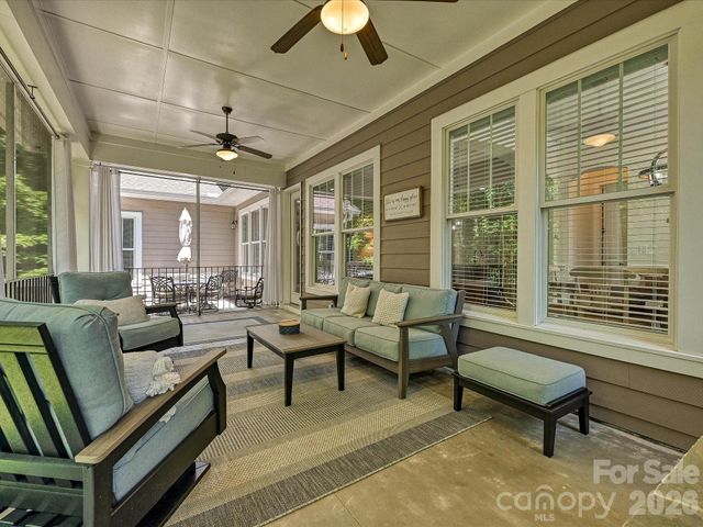 1044 Wessington Manor Lane, Fort Mill, SC 29715