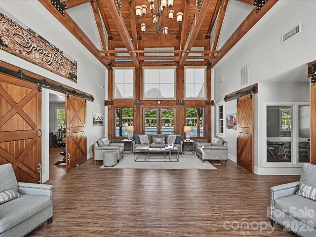1044 Wessington Manor Lane, Fort Mill, SC 29715