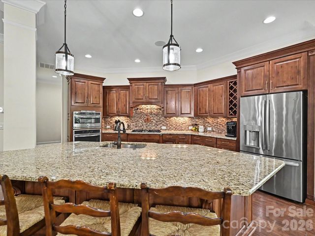 1044 Wessington Manor Lane, Fort Mill, SC 29715