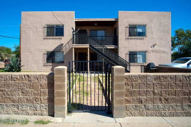 2460 N Balboa Avenue, Tucson, AZ 85705