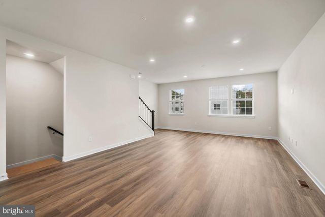 166 SOFT RUSH LN, La Plata, MD 20646