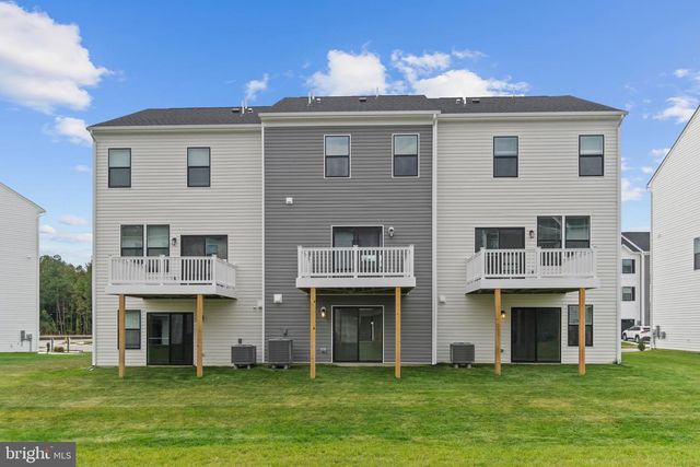 166 SOFT RUSH LN, La Plata, MD 20646