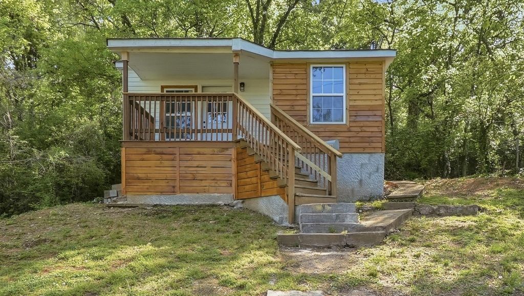 2428 Campbell Street, Chattanooga, TN 37406