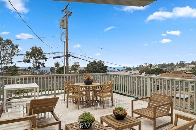 525 Catalina H, Laguna Beach, CA 92651