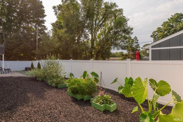 3637 S Rogers Street, Bloomington, IN 47403