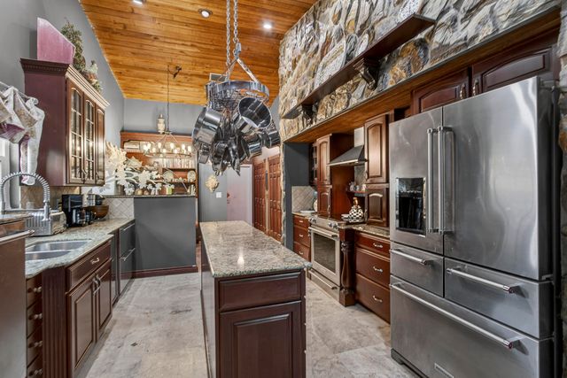 14372 Blackberry Drive, Wellington, FL 33414