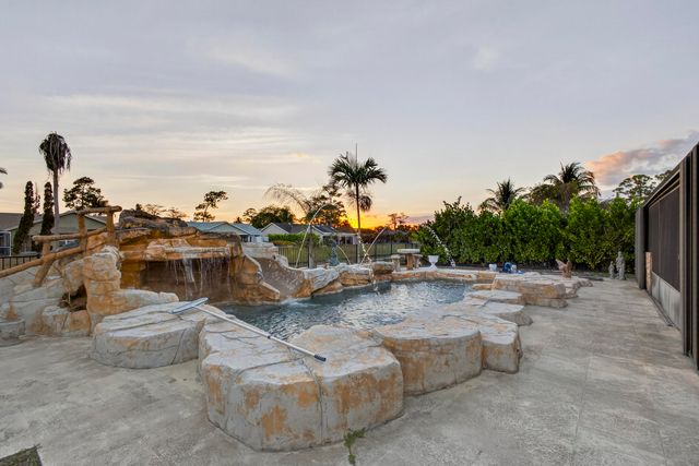 14372 Blackberry Drive, Wellington, FL 33414