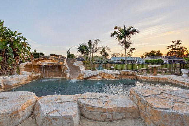 14372 Blackberry Drive, Wellington, FL 33414