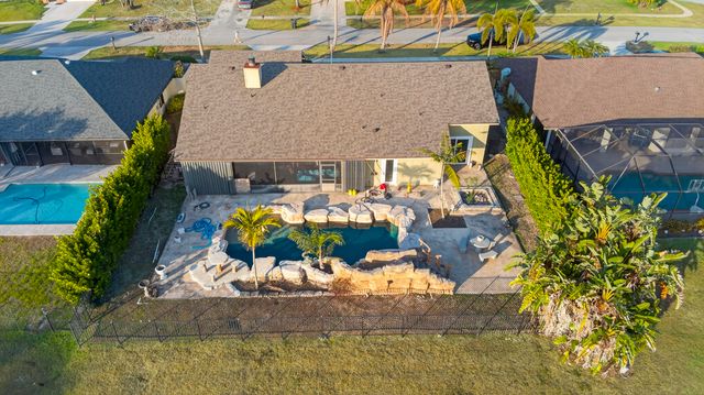 14372 Blackberry Drive, Wellington, FL 33414