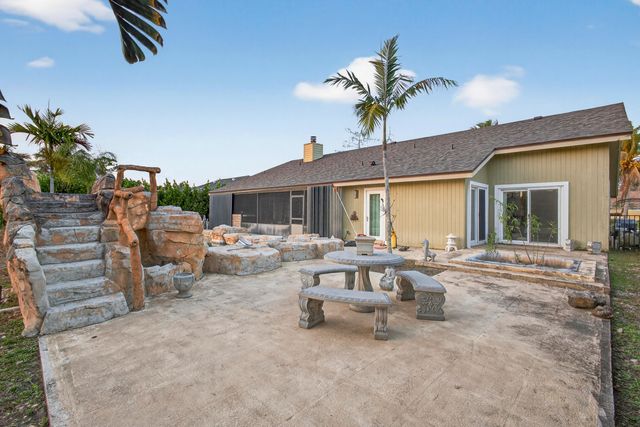 14372 Blackberry Drive, Wellington, FL 33414