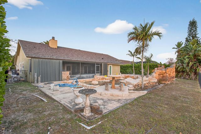 14372 Blackberry Drive, Wellington, FL 33414