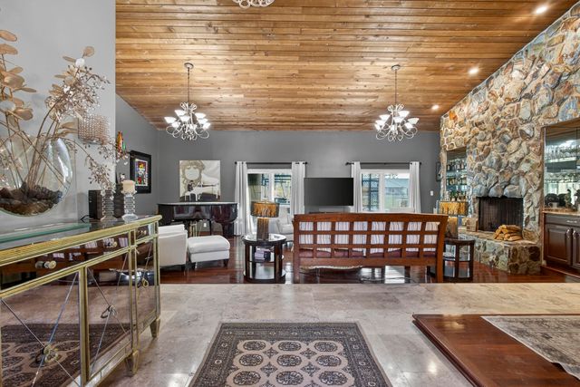 14372 Blackberry Drive, Wellington, FL 33414