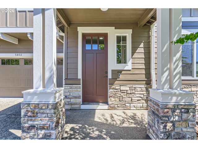 5802 Nw BANNISTER Dr, Portland, OR 97229