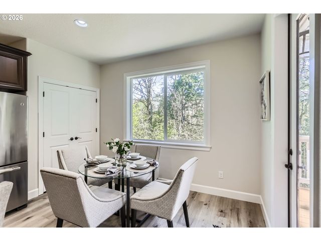 5802 Nw BANNISTER Dr, Portland, OR 97229