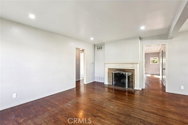 6539 Blucher Avenue, Van Nuys (los Angeles), CA 91406